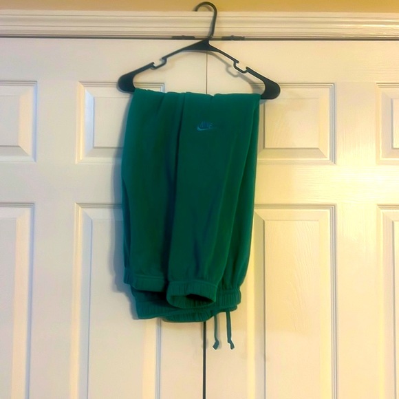 Nike green jumpsuit/ Maroon Jumpsuits Bundle - Picture 6 of 6